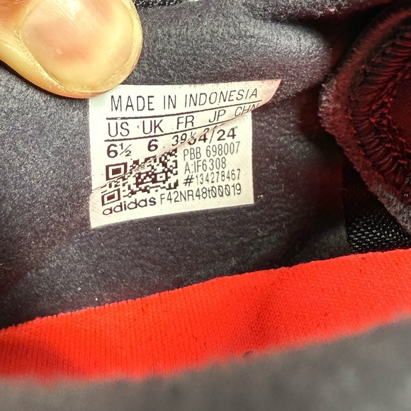 Adidas Predator Freestyle Aurora Black Alumina Turbo IF6308 Womens 6.5 - Picture 9 of 9